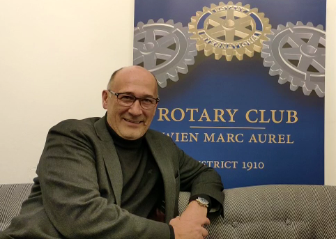 Tür 2 – Martin Zoglauer vom Rotary Club Wien Marc Aurel / Advent 2020 (Video)