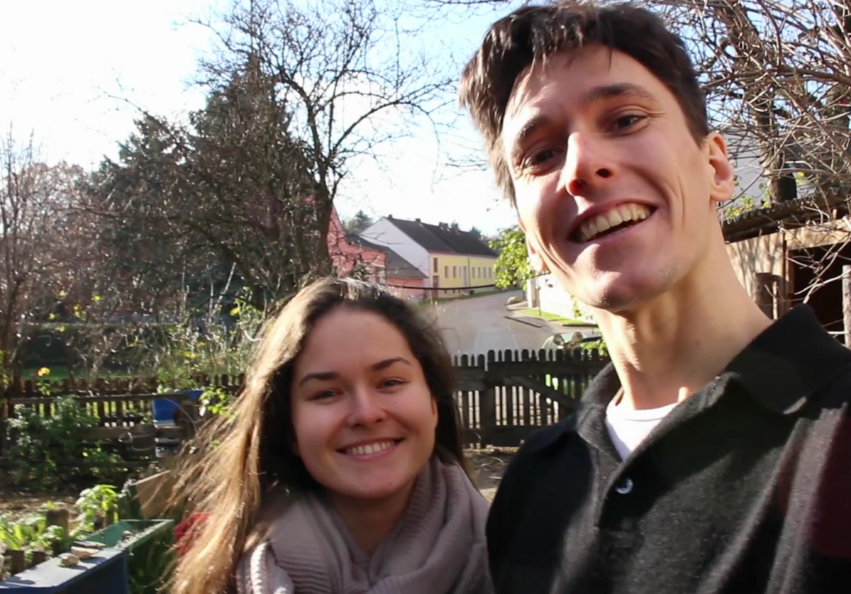 Tür 6 – Marie & Tom, zwei glückliche TierpatInnen / Advent 2020 (Video)